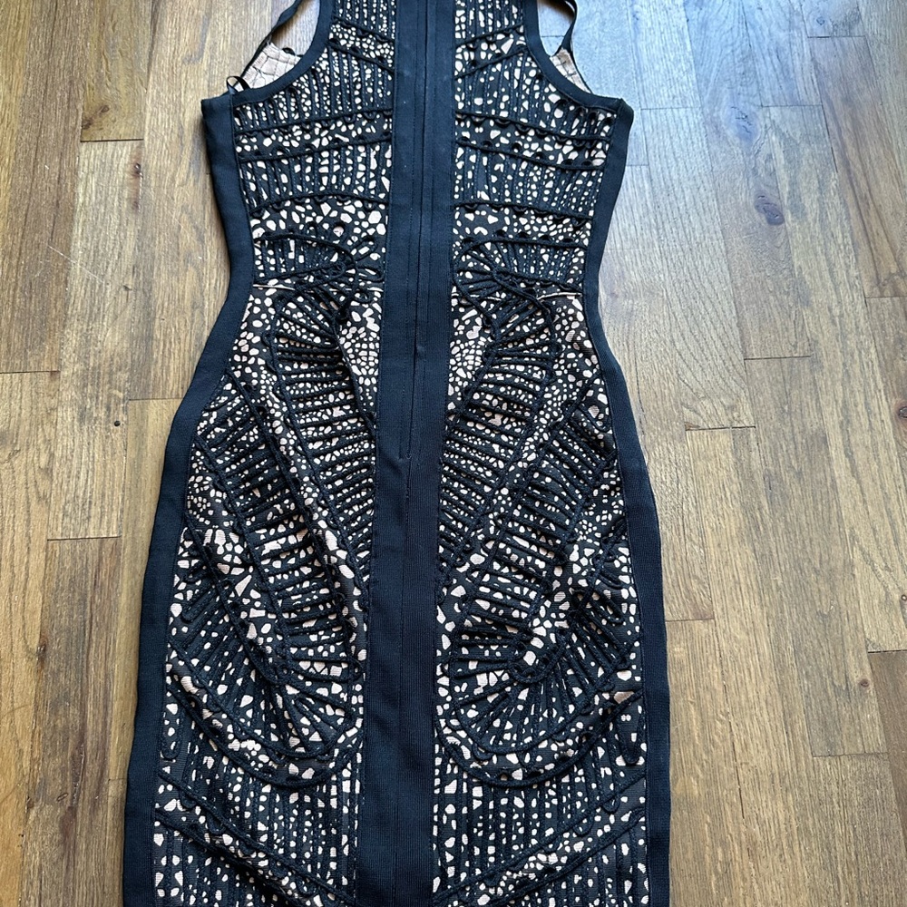 Herve Leger - Picture 13 of 17